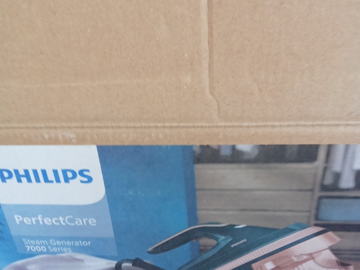 Parna pegla Philips 7000 model