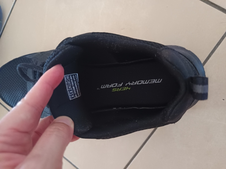 Muške Skechers tenisice 42