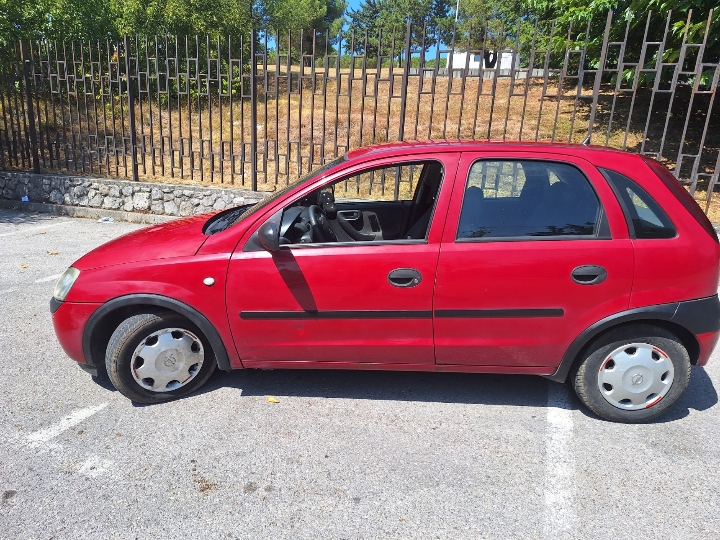 Opel Corsa C 1.2, 16V, 55 kW, 75 KS