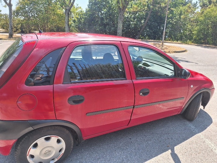 Opel Corsa C 1.2, 16V, 55 kW, 75 KS