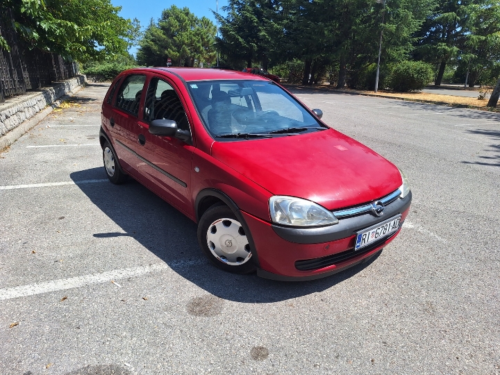 Opel Corsa C 1.2, 16V, 55 kW, 75 KS