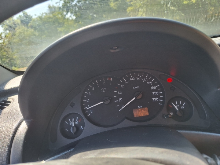 Opel Corsa C 1.2, 16V, 55 kW, 75 KS