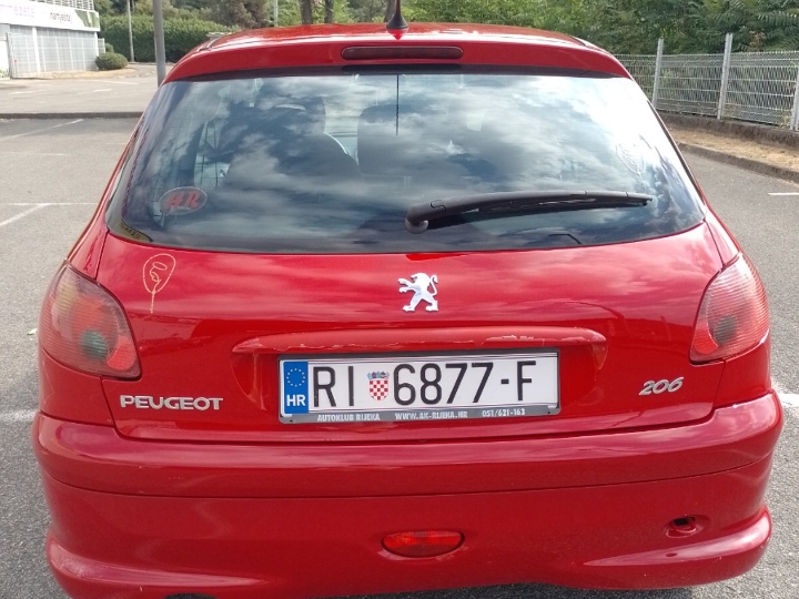 Peugeot 206