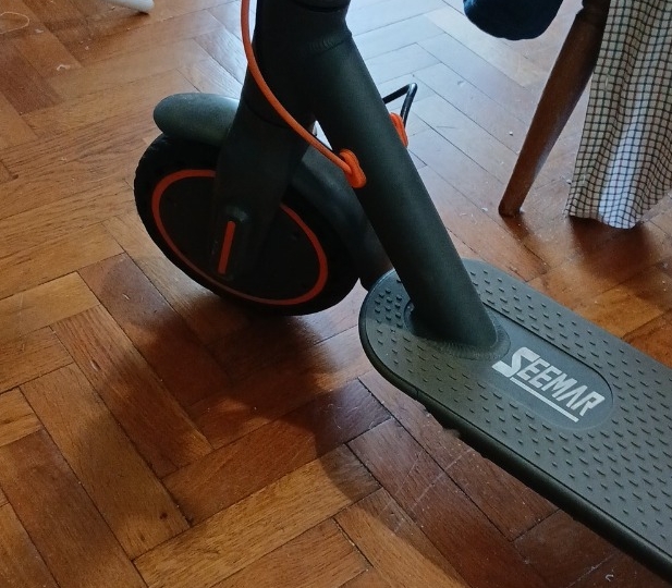 El. romobil Seemar