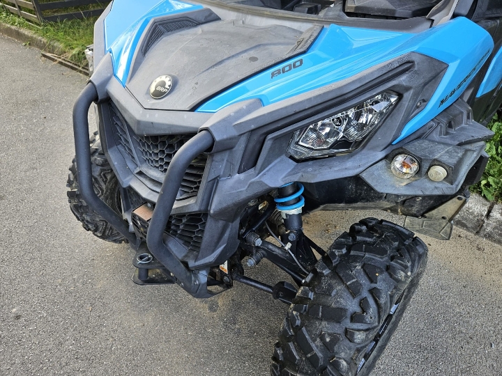 CAN AM MAVERICK 4X4 BRP