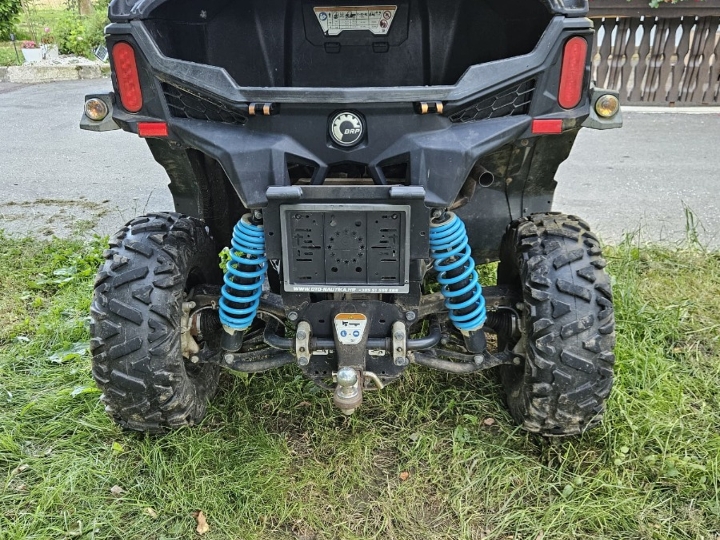 CAN AM MAVERICK 4X4 BRP