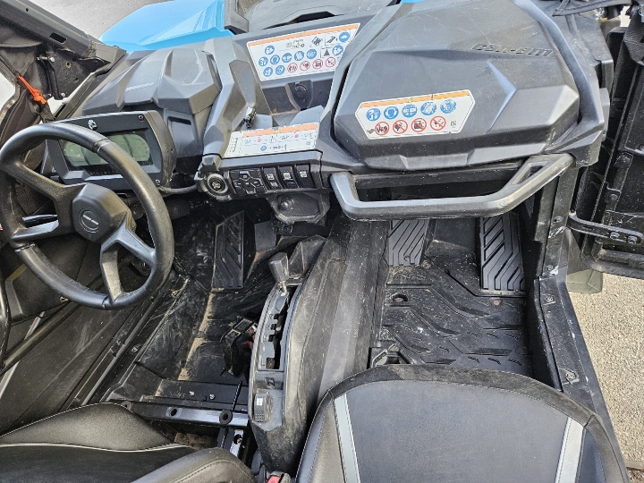 CAN AM MAVERICK 4X4 BRP