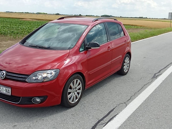 Golf Plus 1.6 TDI, reg.do 07.2027, održavan, drugi vlasnik