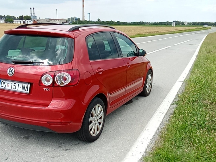 Golf Plus 1.6 TDI, reg.do 07.2027, održavan, drugi vlasnik
