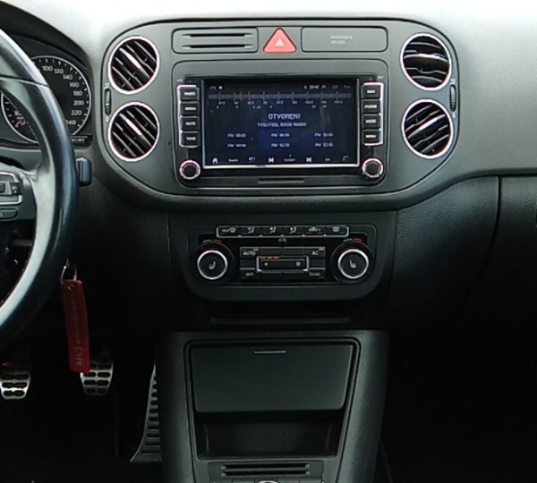 Golf Plus 1.6 TDI, reg.do 07.2027, održavan, drugi vlasnik