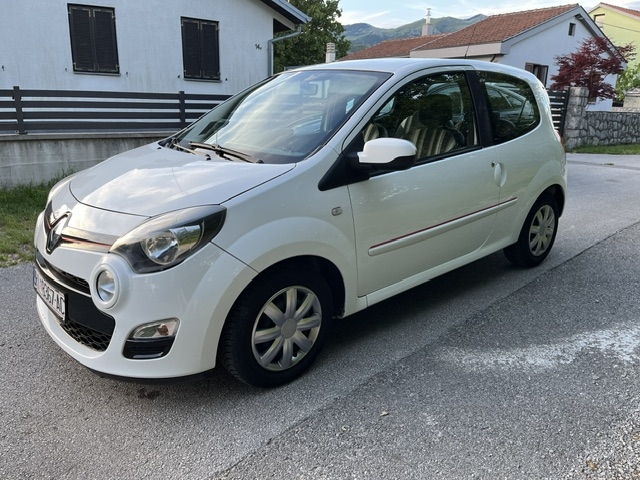Renault Twingo 1.2, odličan, reg. do 08./2027. 