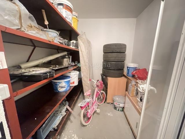 VIŠKOVO, 1S+DB s balkonom