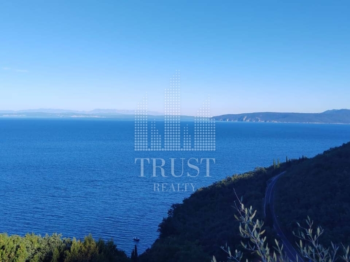 Medveja – luksuzna villa s bazenom i panoramskim pogledom