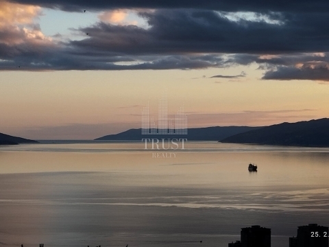 Stan s panoramskim pogledom na Kvarnerski zaljev!