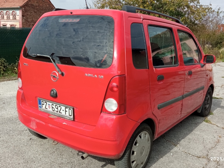 Opel Agila