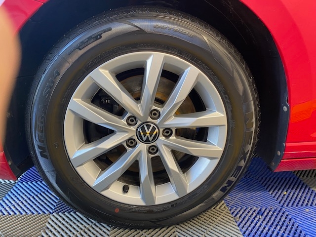 VW Passat 2.0TDI DSG 7, karavan, reg. 10/2026, full oprema
