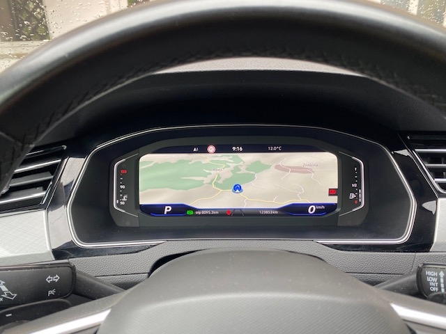 VW Passat 2.0TDI DSG 7, karavan, reg. 10/2026, full oprema