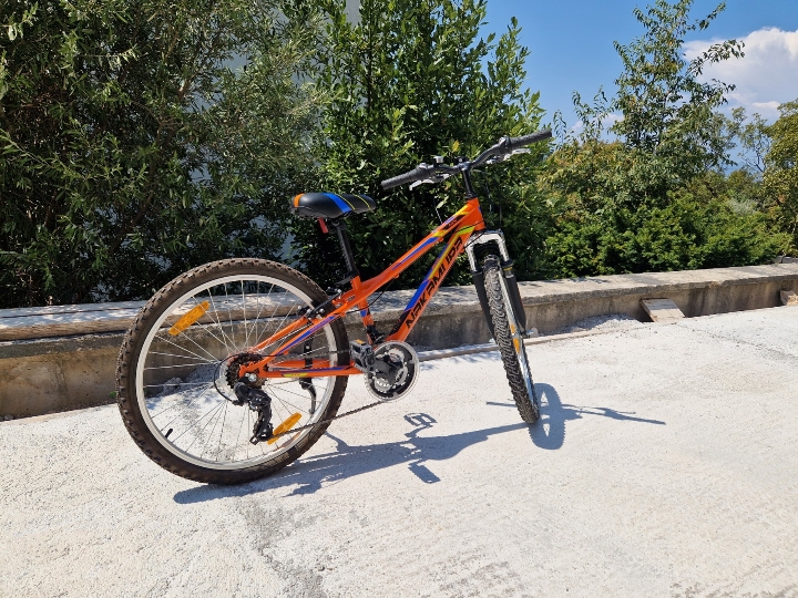 Nakamura MX 24