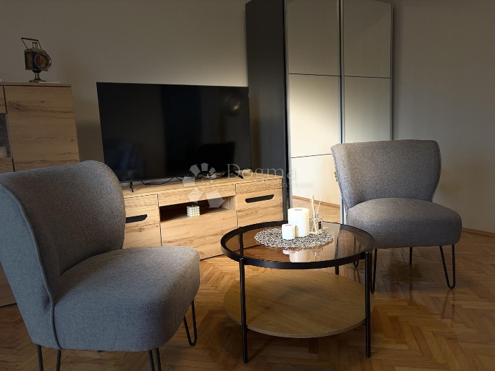 Elegantni gradski stan s pogledom na Kvarner