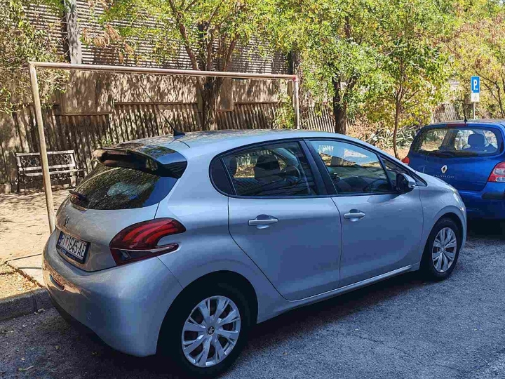 Peugeot 208, 1.6 HDI 75 Active Business