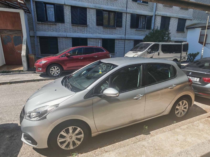 Peugeot 208, 1.6 HDI 75 Active Business