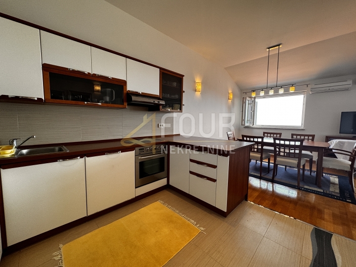 Opatija, Ičići, 93.53 m2, 2S + DB, panoramski pogled na more