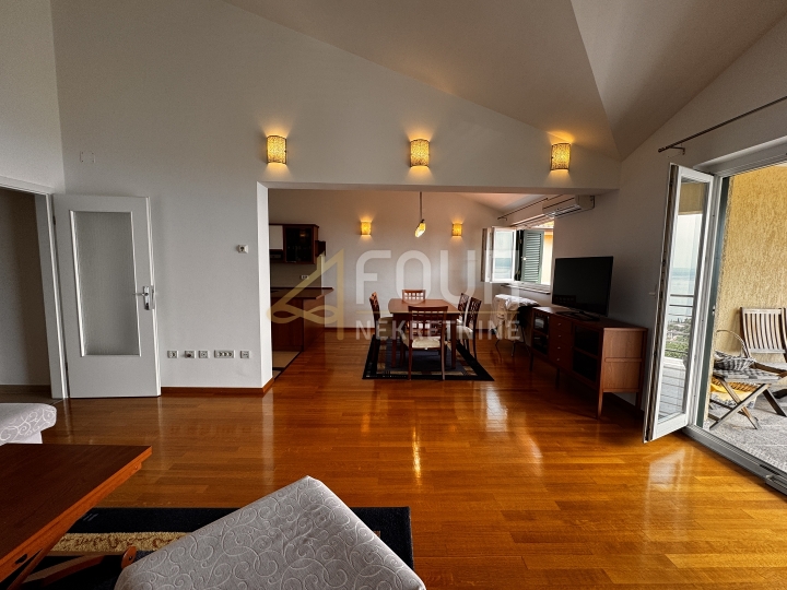 Opatija, Ičići, 93.53 m2, 2S + DB, panoramski pogled na more