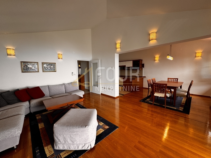 Opatija, Ičići, 93.53 m2, 2S + DB, panoramski pogled na more