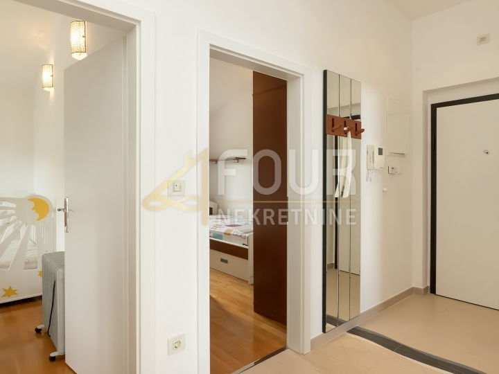 Opatija, Ičići, 93.53 m2, 2S+DB, panoramski pogled na more