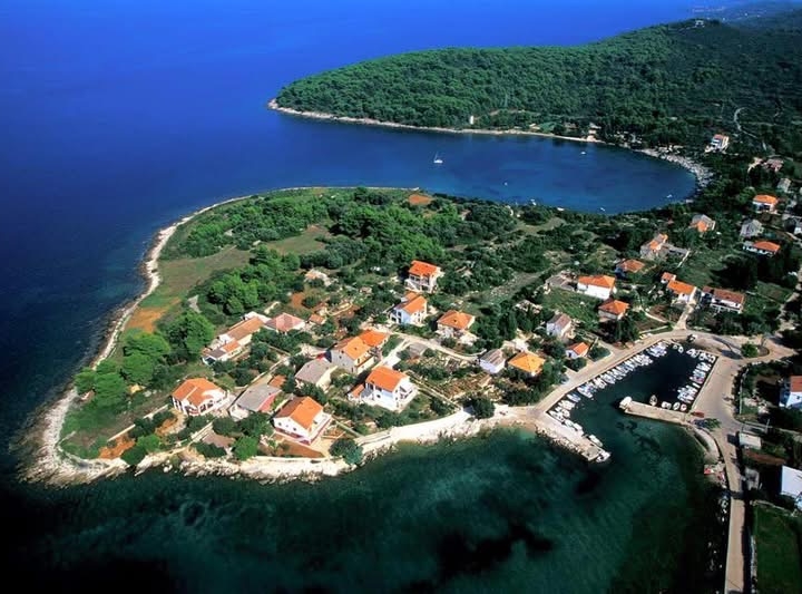 Kuća na otoku Ugljanu