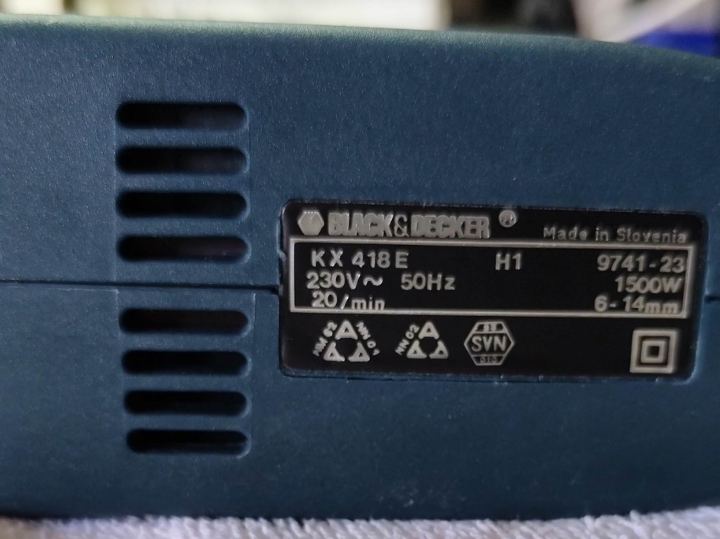 Električna klamerica Black&Decker