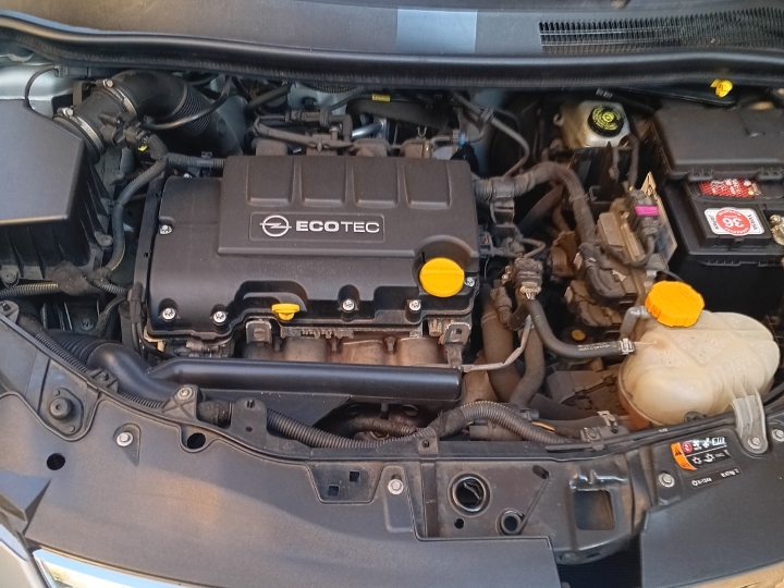 Opel Corsu prodajem