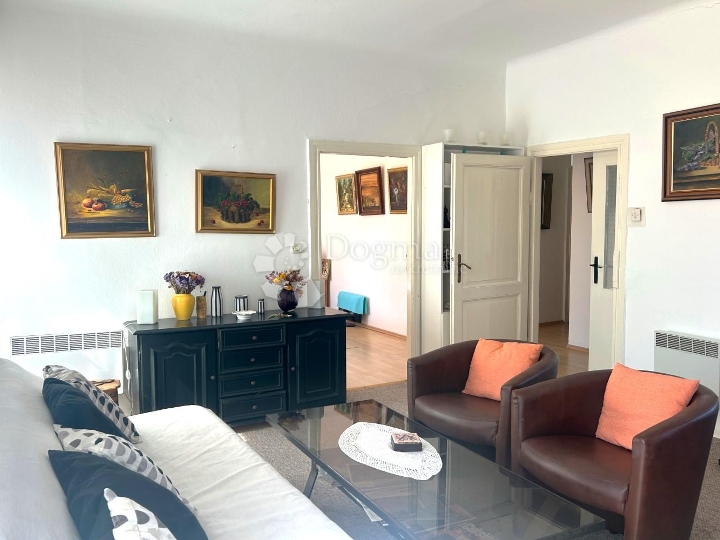 Rovinj – ekskluzivno! Prekrasan stan s pogledom na more