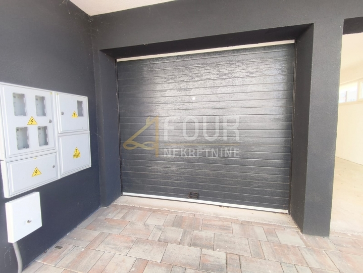 Istra, Medulin, novogradnja, 1S+DB, balkon, garaža 19m2