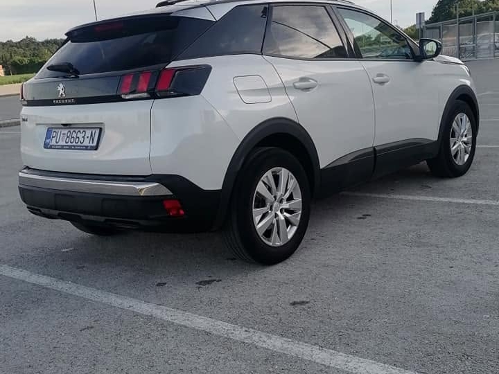 Peugeot 3008 1.5 hdi Active