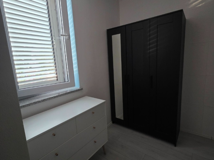 Zamet (Baredice) - namješten stan 42 m² + spremište, 1S+DB, dugoročno