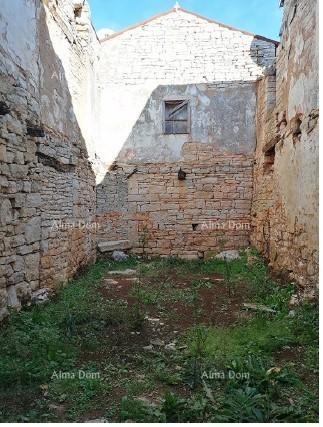 Kamena istarska kuća s građevinskom dozvolom i projektom, Tinjan!