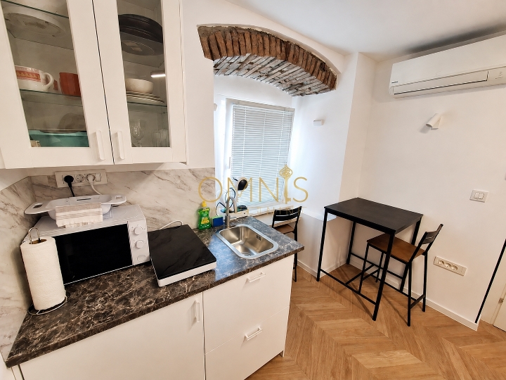 Prilika za studente! Apartman za najam u centru Rijeke