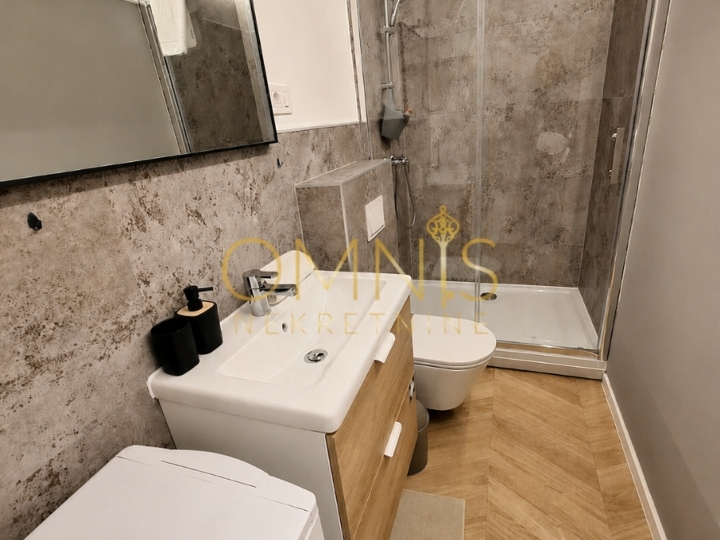 Prilika za studente! Apartman za najam u centru Rijeke
