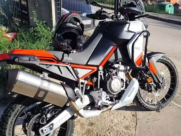 Aprilia 660 Tuareg