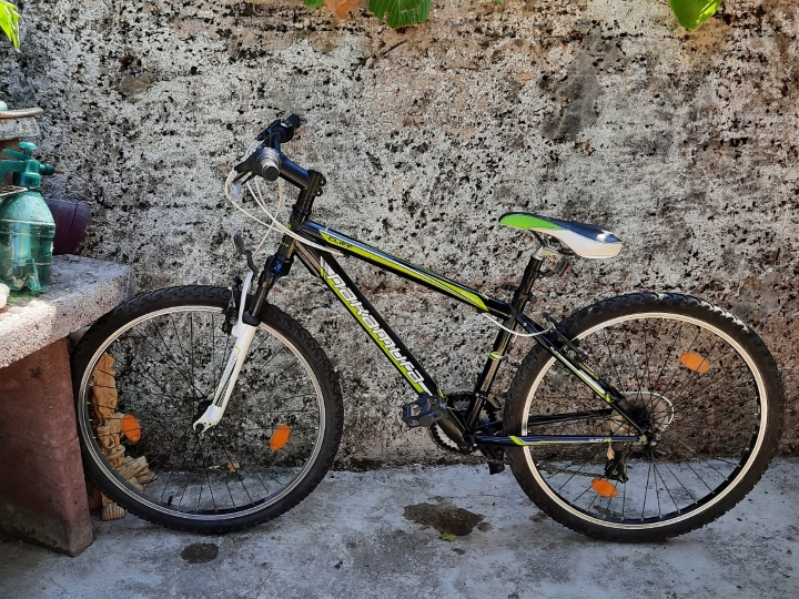 Nakamura brdski bicikl (MTB)