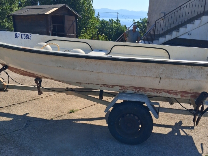 Elan 401, cijena 300 €