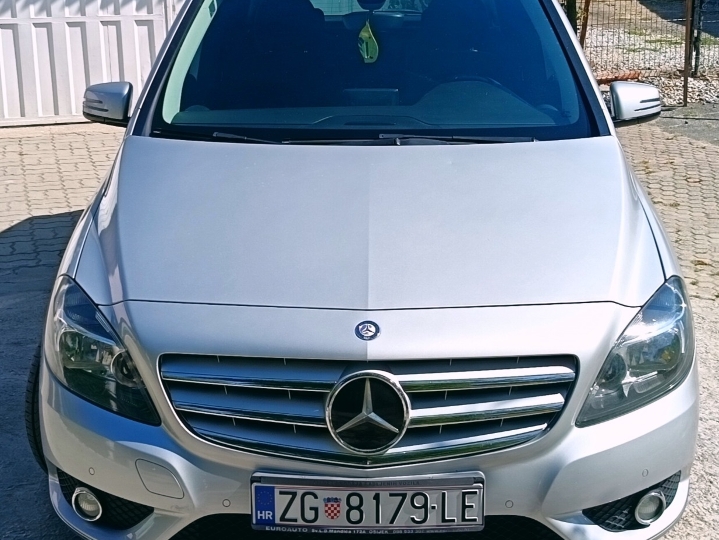 Mercedes B klasa 180 CDI 2011. god.