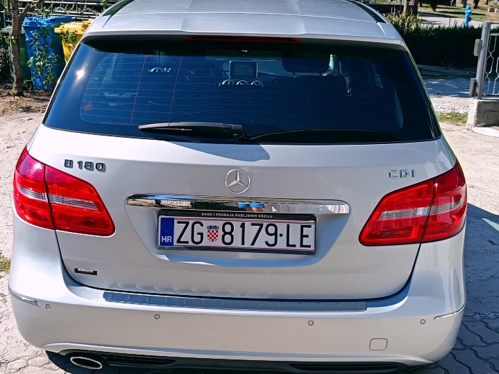 Mercedes B klasa 180 CDI 2011. god.