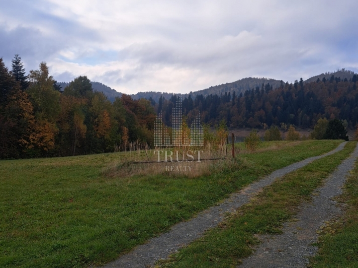 Izvrsna lokacija 1. red do jezera, 5.582 m² i uz građ. i turističku zonu