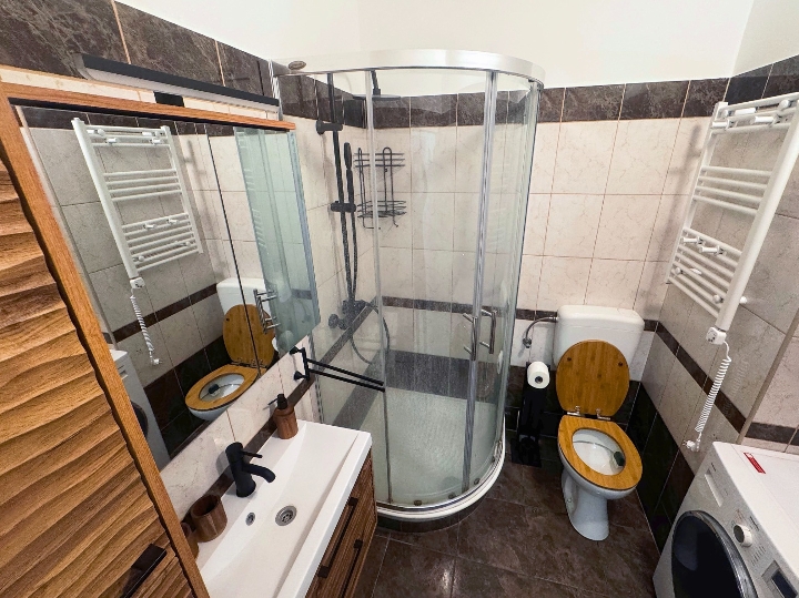 Rijeka – centar/Sušak · 36,8 m² · adaptiran 2-sobni stan