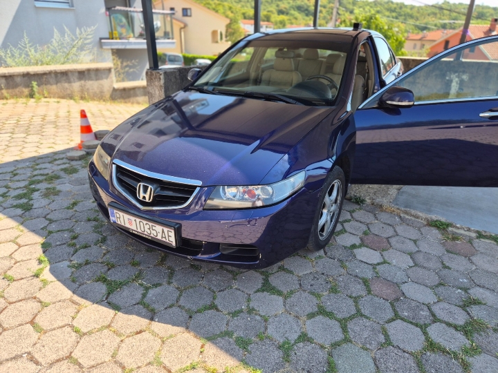 Honda Accord 2.2, Executive