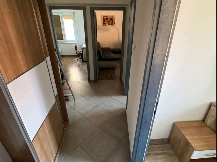 Iznajmljujem stan Potok (Rijeka) 58 m2 (2S+DB)