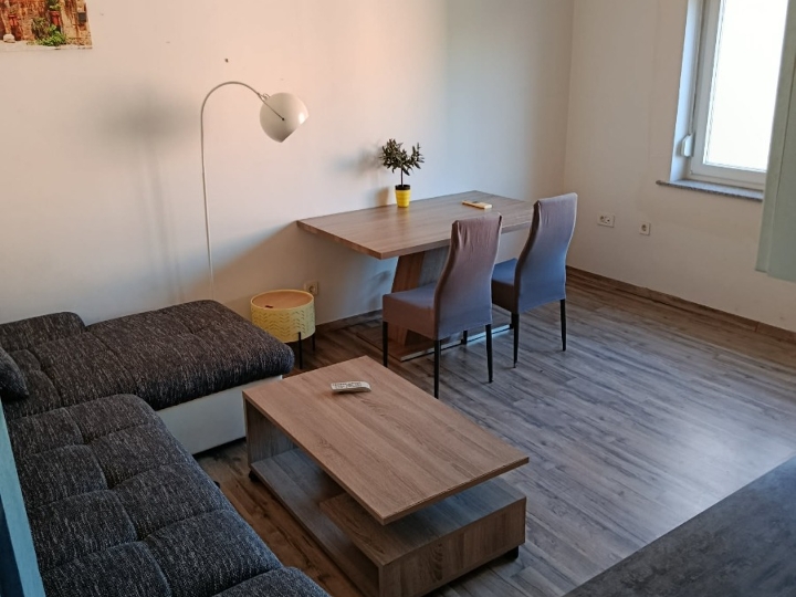 Iznajmljujem stan Potok (Rijeka), 58 m2 (2S+DB)