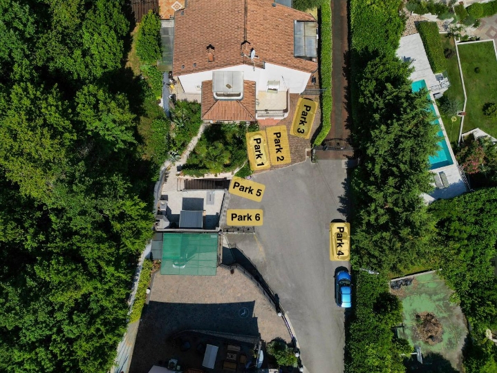 Ičići, kuća sa 7 apartmana